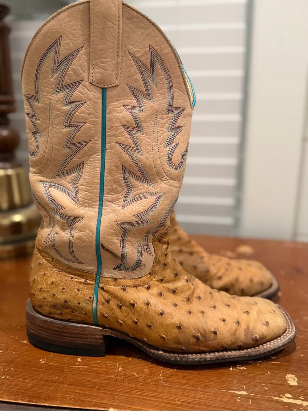 Macie Bean ladies Tan Ostrich Leather Western cowgirl Boots with Turquoise 7.5